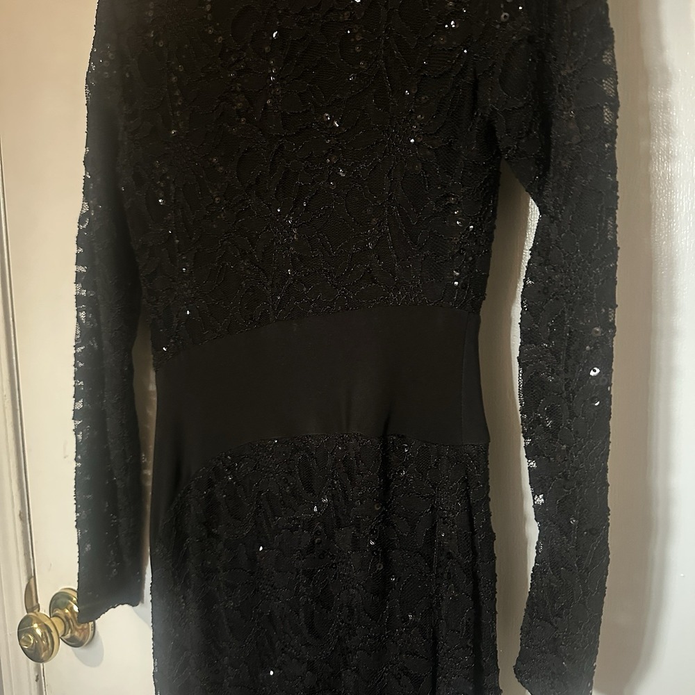 Lauren Ralph Lauren Evening Gown Women's 2 Black Sequin Ruched Slit Formal Party - Picture 8 of 8